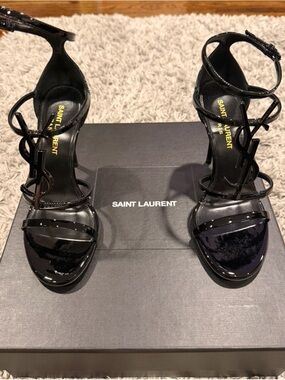 YSL Cassandra Sandals in Black Patent Leather - Size 35.5 US 5.5